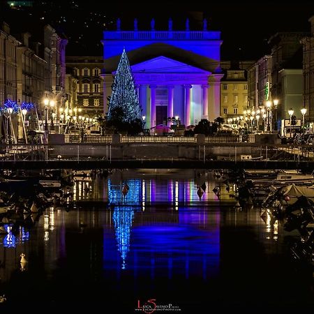Апартаменты La Boutique Del Vento - Esclusivo In Pieno Centro Триест Экстерьер фото