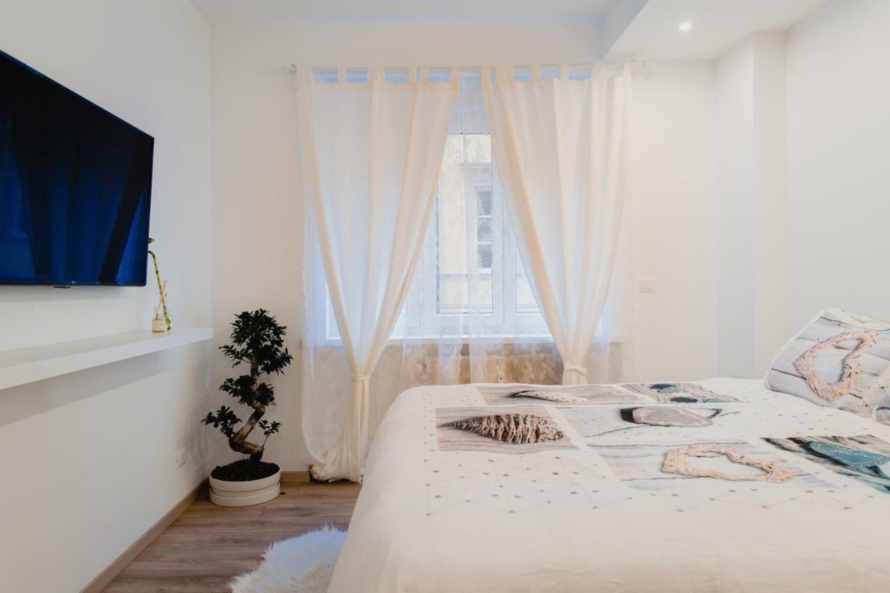 Апартаменты La Boutique Del Vento - Esclusivo In Pieno Centro Триест Экстерьер фото